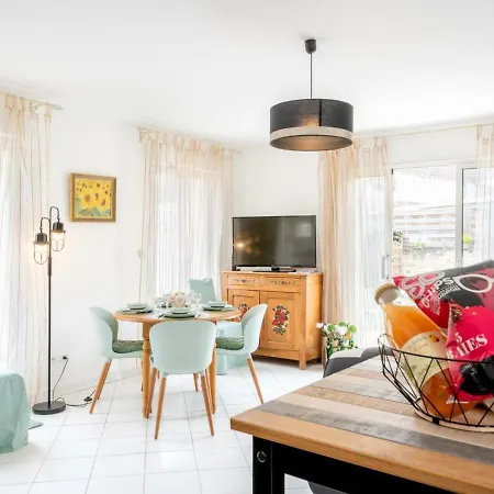 Vakantiehuis Verberie, 3 Pieces, 4 Personnes - Fr-1-526-24 Verberie